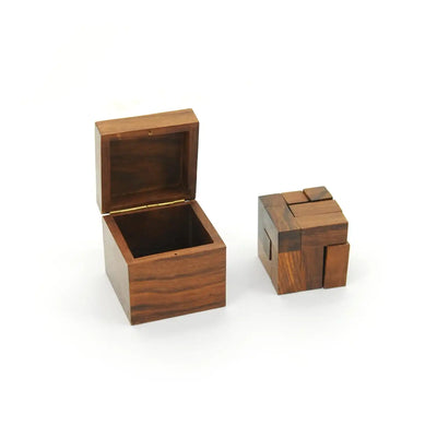 Soma Cube Puzzle I Wooden Brain Teaser Game for Kids 6+ Years I Develop Problem-Solving Skill