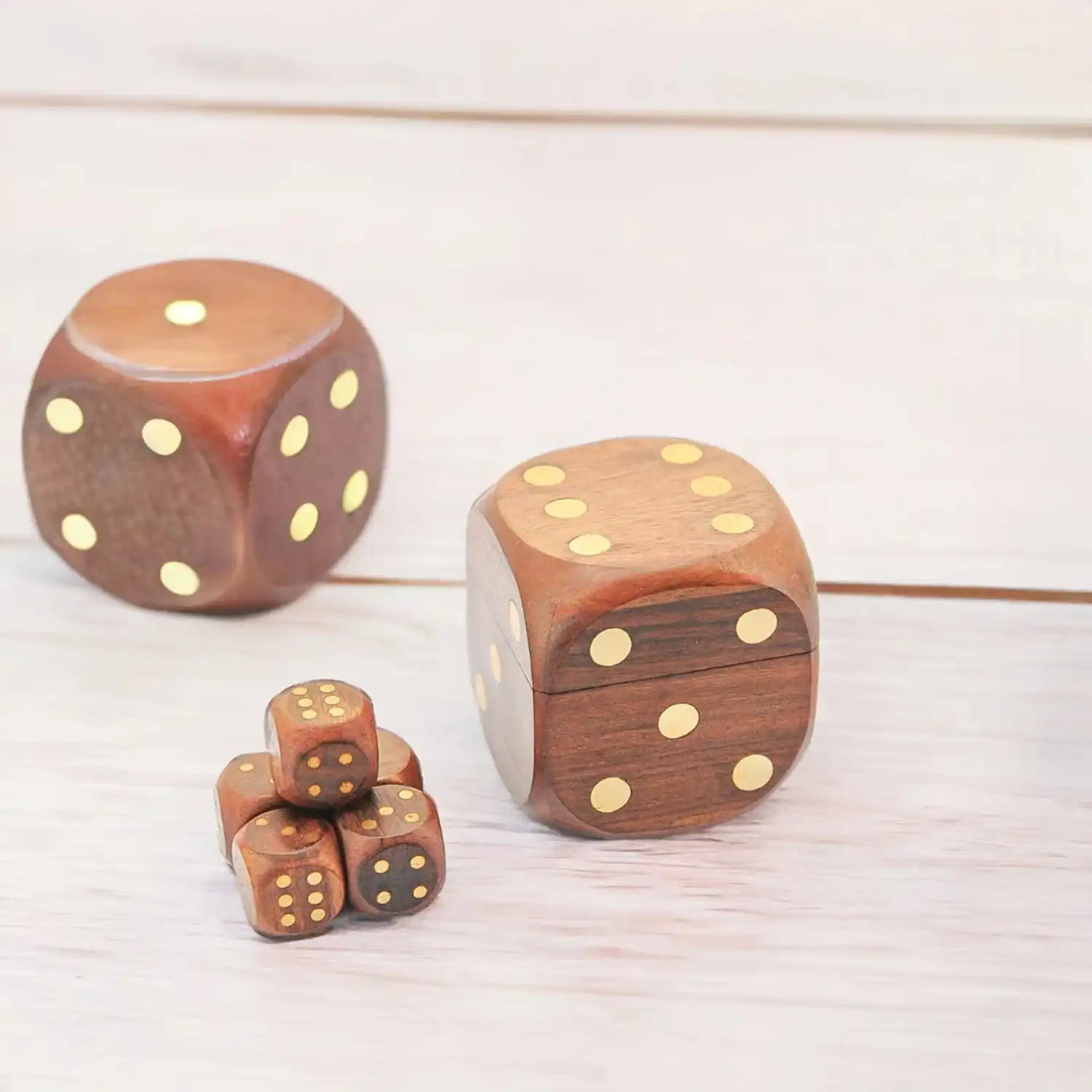 Buy Wooden Dice Box Set I Set of 5 Premium Dice for Ludo Game With Storage Box